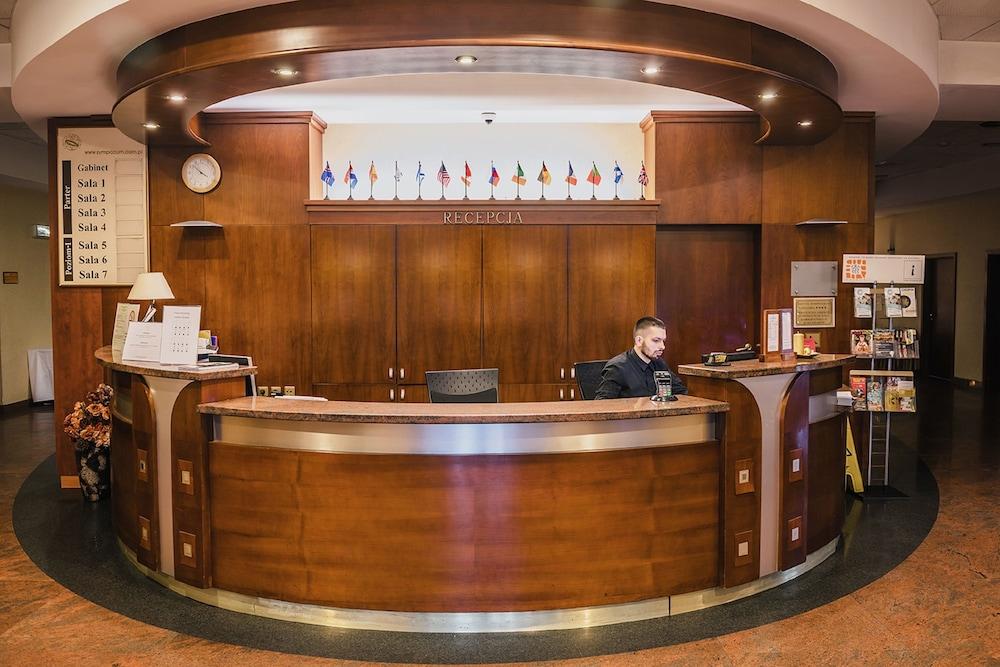 Hotel Sympozjum & Spa Krakow Luaran gambar